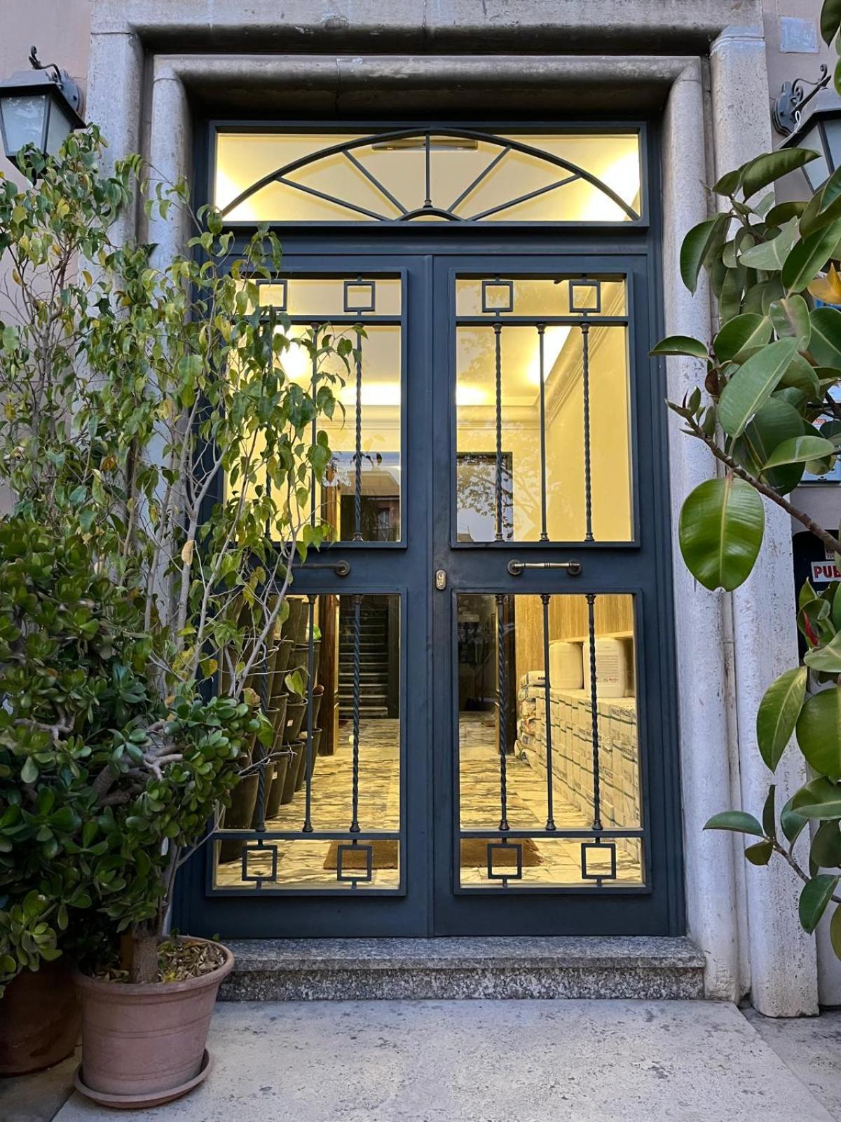 Colosseo Rooms B&B Roma Ngoại thất bức ảnh